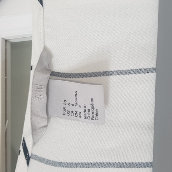 H&M striped blouse with bell sleeves - Picture 4 of 5